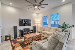 Photo #4: 2048841 Listing 