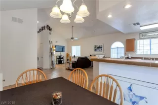 Photo #3: 2048856 Listing 