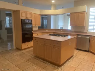 Photo #2: 2048974 Listing 