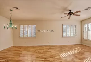 Photo #5: 2048974 Listing 