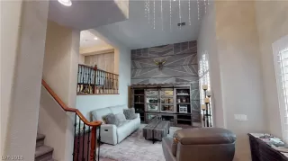 Photo #5: 2049000 Listing