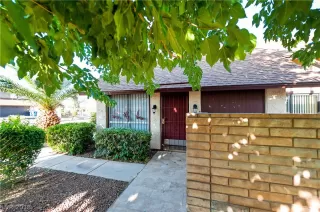 Photo #2: 2049133 Listing 