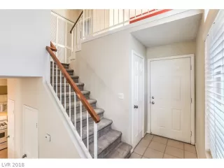 Photo #3: 2049273 Listing