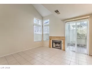 Photo #6: 2049273 Listing