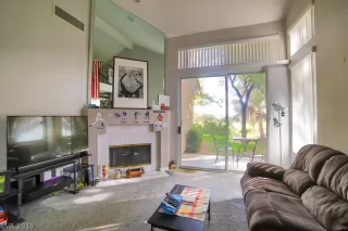 Photo #1: 2049401 Listing