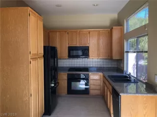 Photo #2: 2049429 Listing 