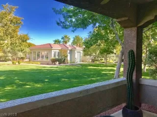 Photo #2: 2049633 Listing 