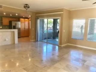 Photo #4: 2049633 Listing 