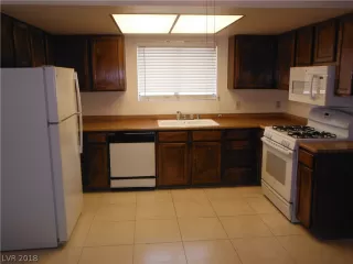 Photo #3: 2049672 Listing 