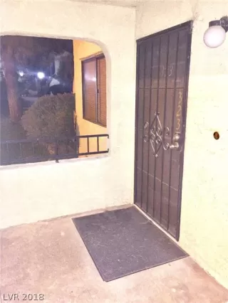 Photo #5: 2049684 Listing 