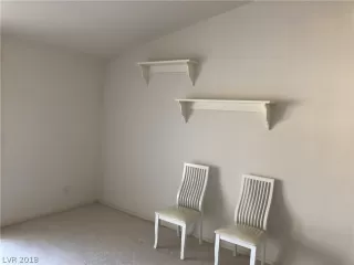 Photo #4: 2049834 Listing 