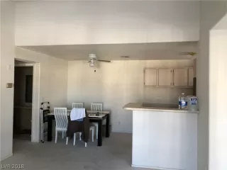 Photo #5: 2049834 Listing 
