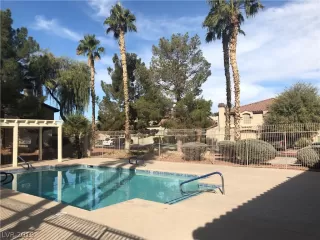 Photo #3: 2049888 Listing 