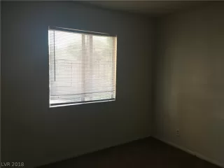 Photo #5: 2049897 Listing 