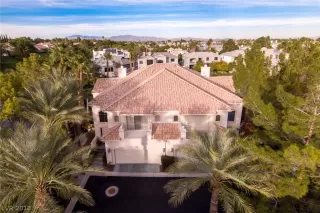 Photo #1: 2049905 Listing