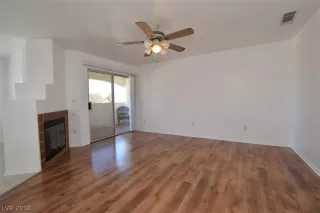 Photo #4: 2049964 Listing