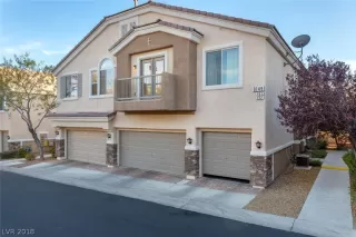 Photo #1: 2049970 Listing