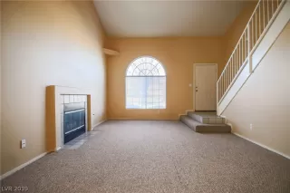 Photo #5: 2050014 Listing