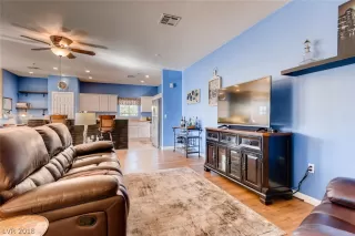 Photo #4: 2050046 Listing 