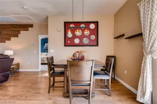 Photo #6: 2050046 Listing 