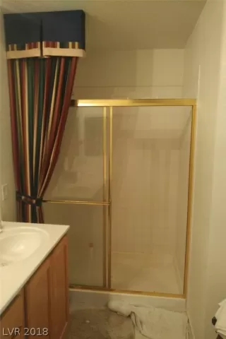 Photo #4: 2050112 Listing