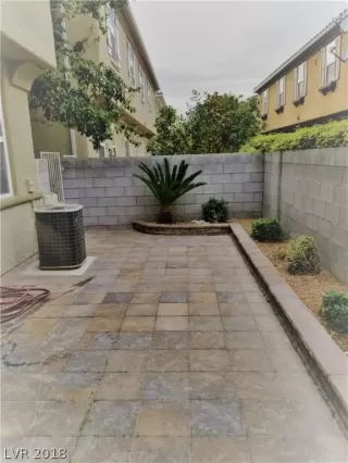 Photo #5: 2050143 Listing 