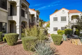 Photo #3: 2050148 Listing 