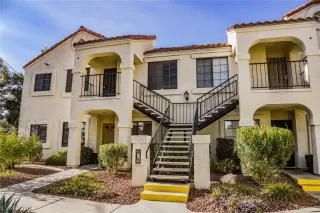 Photo #4: 2050148 Listing 