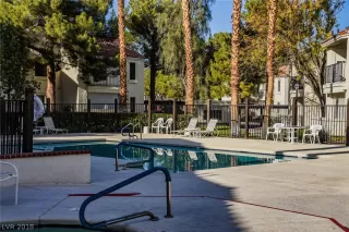 Photo #6: 2050148 Listing 