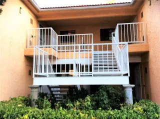 Photo #1: 2050293 Listing