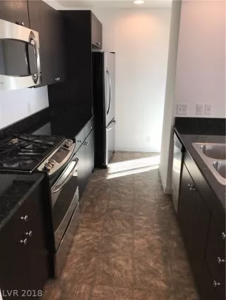 Photo #1: 2050373 Listing 