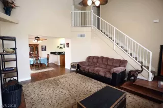 Photo #4: 2050447 Listing 