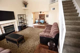 Photo #6: 2050447 Listing 