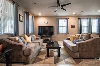 Photo #2: 2050448 Listing