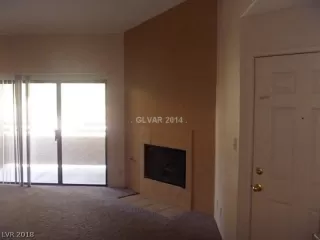 Photo #5: 2050465 Listing