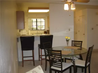 Photo #2: 2050682 Listing 