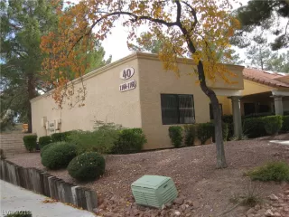 Photo #4: 2050682 Listing 