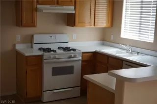 Photo #4: 2050723 Listing 