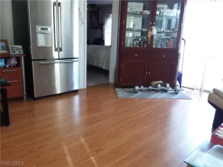 Photo #2: 2050779 Listing