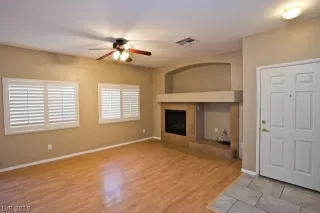 Photo #2: 2050944 Listing