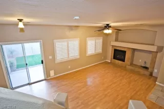 Photo #5: 2050944 Listing