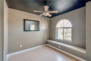 Photo #4: 2051085 Listing 