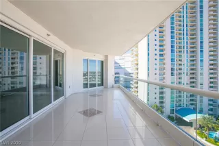 Photo #2: 2051087 Listing