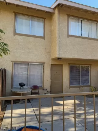 Photo #4: 2051261 Listing