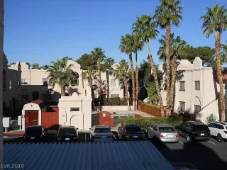 Photo #1: 2051277 Listing