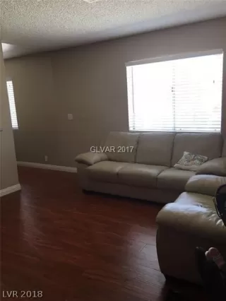 Photo #2: 2051277 Listing