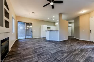 Photo #1: 2051281 Listing