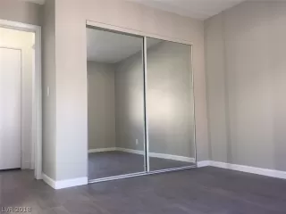 Photo #4: 2051316 Listing