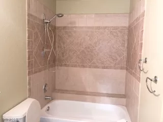 Photo #3: 2051332 Listing