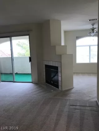 Photo #3: 2051338 Listing